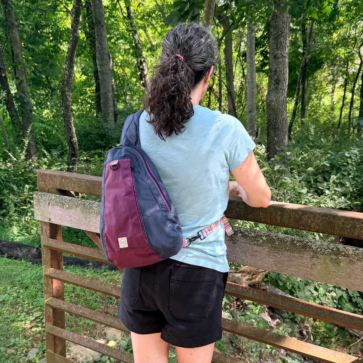 Henderson Daypack - Navy/Maroon