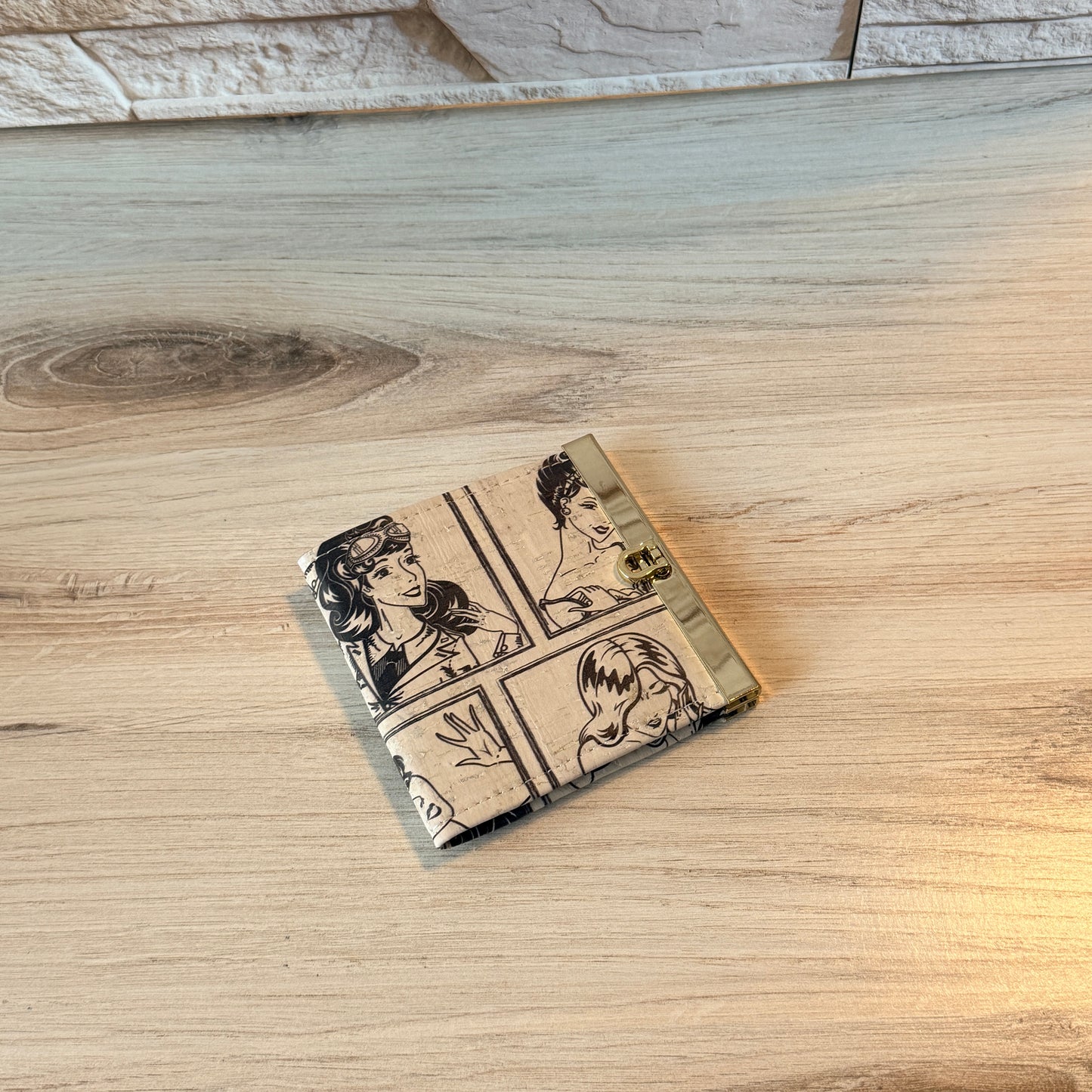 Sine Wallet - Vintage Ladies