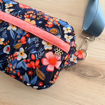 Nooga Devo Crossbody Sling - Floral