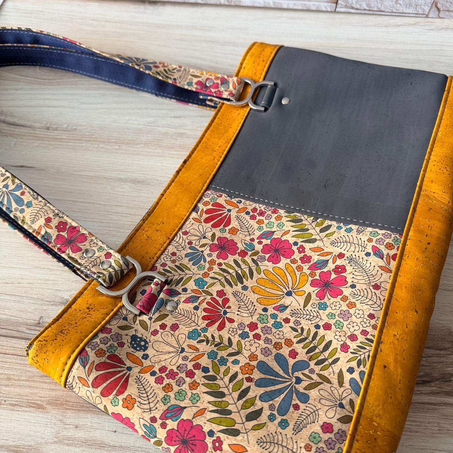 Stirling - Cork Flowers