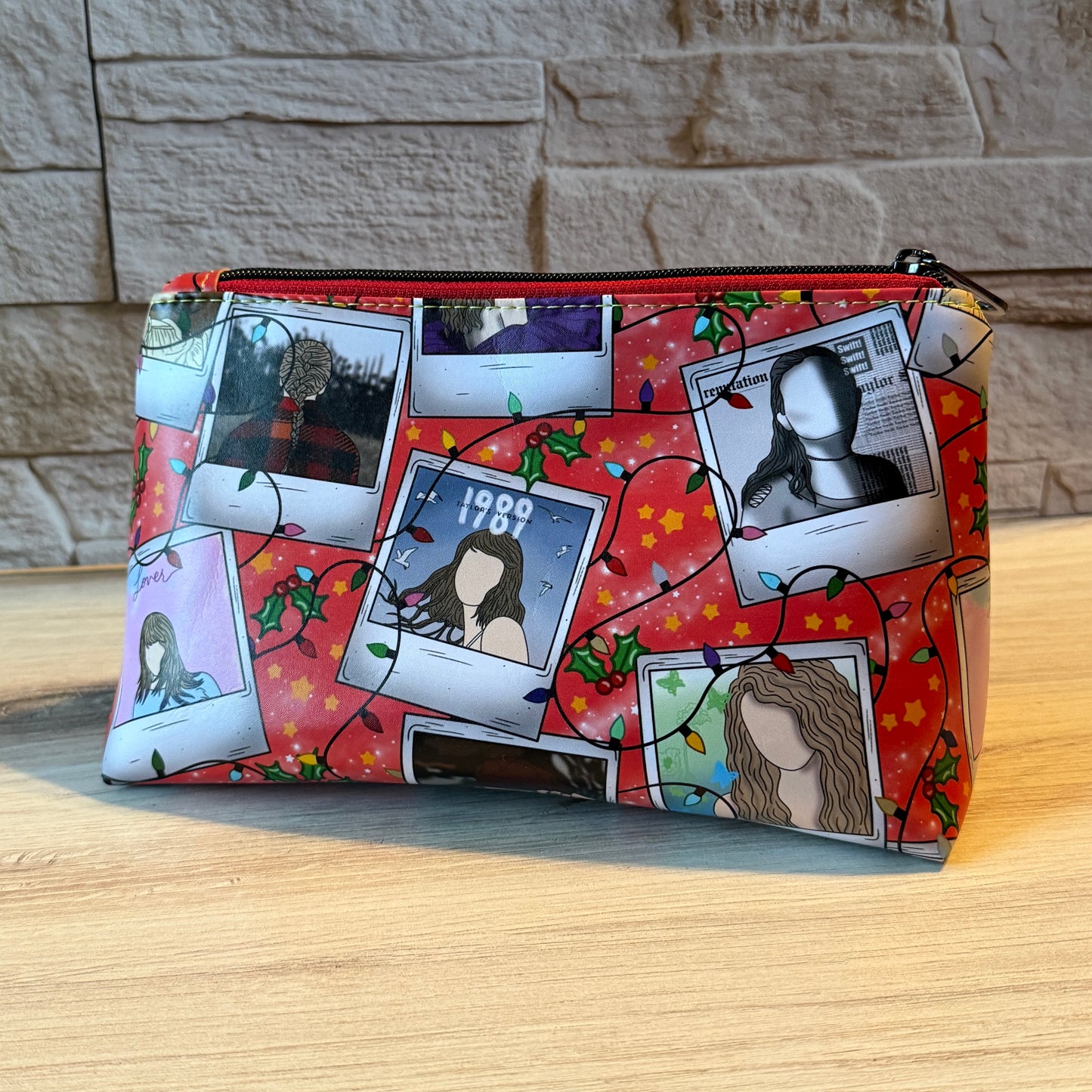 Triangle Pouch - Holiday 13